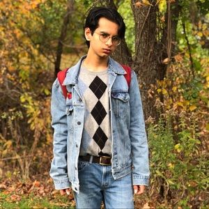 Meet your Posher, Jay